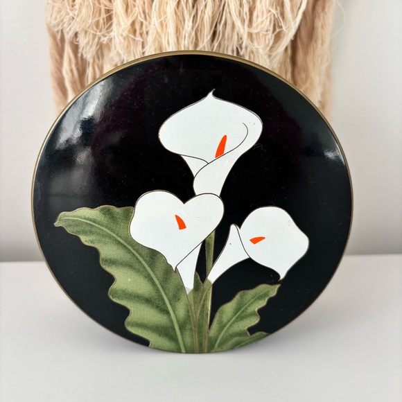 Otagiri Other - OTAGIRI vintage Calla Lily lacquer trinket box round lacquerware lidded dish